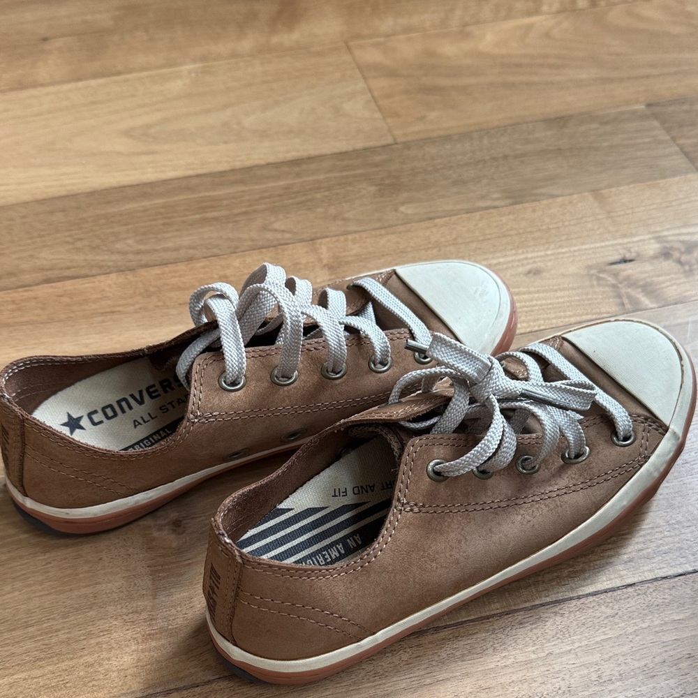 Converse brown Tan Low-Top Sneakers
